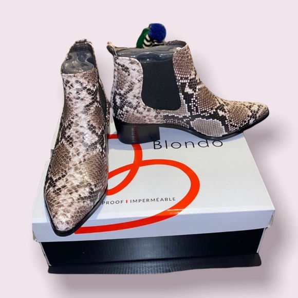 Blondo Ankle Boots NWT Waterproof Snake Print Pattern Leather Emelia Booties - Picture 2 of 8